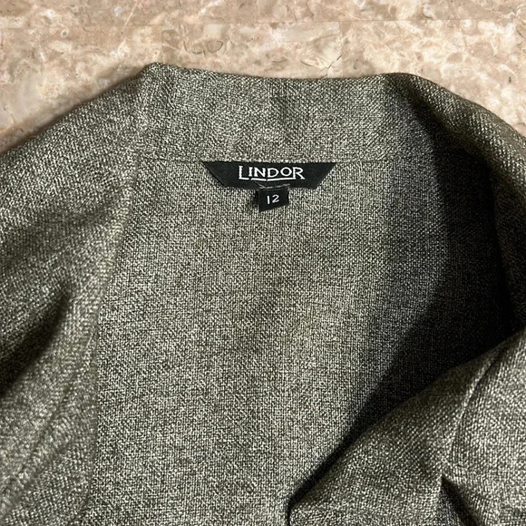 Y2K, LINDOR blazer,women size  12. Green/grey,hi-lo,button closure,shirt collar, - Picture 15 of 16
